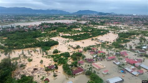 Banjir Dan Tanah Longsor Di Sumbar Sedikitnya Tewas Suaraindo Id