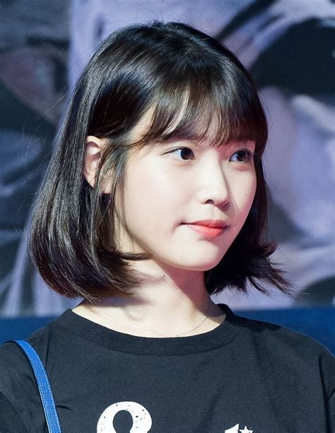 Iu Short Hair Iu Short Hair In 2020 Iu Short Hair Korean Short Hair Kpop Short Hair