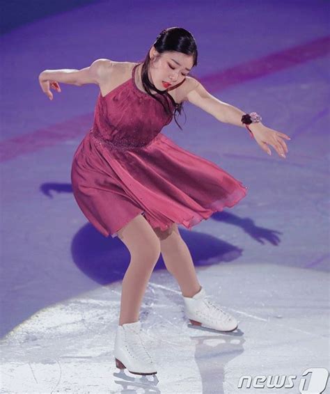 Yuna Kim figure skating 2018 | Figure skating dresses, Figure skating ...