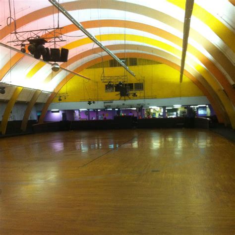 San Diego Skateworld - Roller Skating Rinks in San Diego CA