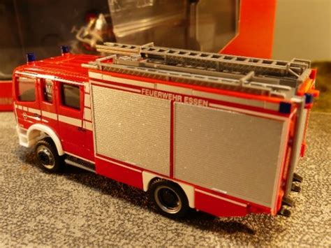 Modellspielwaren Reinhardt 1 87 Herpa MB Atego HLF Freiwillige