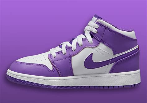 Kid's Air Jordan 1 Mid "Purple/White" DQ8423-511 | SneakerNews.com