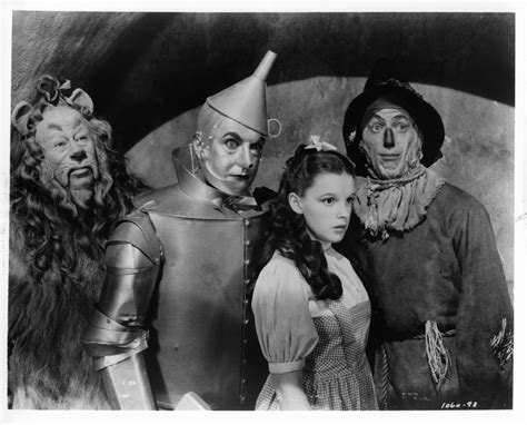 Judy Garland Had Only One Friend While Filming The Wizard Of Oz — And It Wasnt Any Of Her