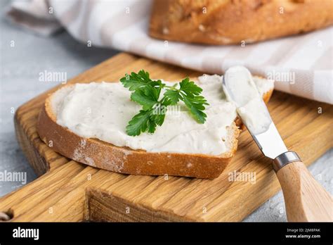 Pain de seigle et fromage Banque de photographies et dimages à haute