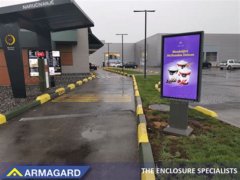 How to Protect Samsung Digital Signage Displays | Armagard Ltd.