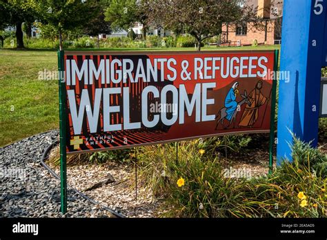 Refugees Sign Hi Res Stock Photography And Images Alamy