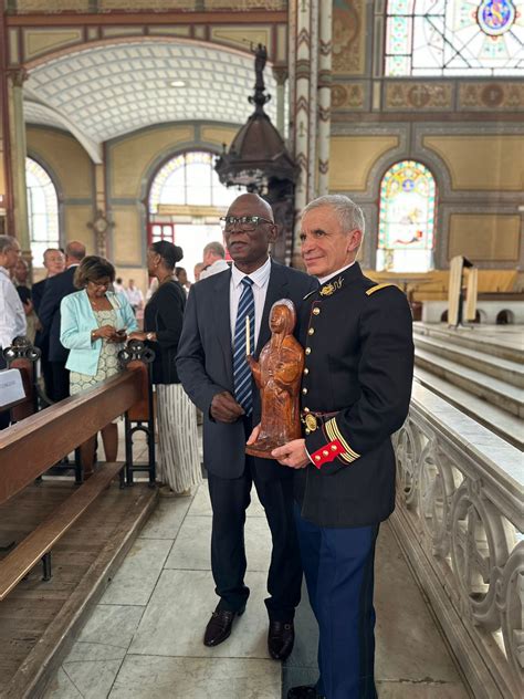 VIDEO Lorchestre de la Garde Républicaine fait vibrer la cathédrale