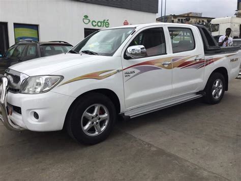 X Pick Up Toyota Hilux Pour Location En Cote D Ivoire Abidjan