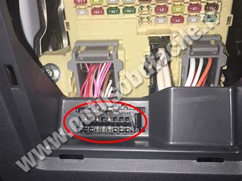 OBD Stecker In Hyundai Ioniq 2016 Einfach Ihren Adapter Finden