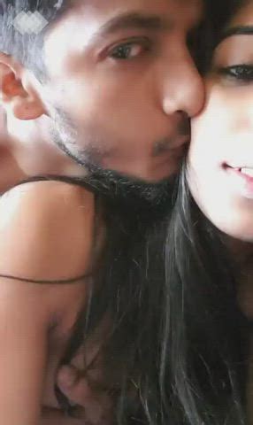 Hot Desi Bangla Babe Erotic Fcuking Expressions Pics 4Vids Link