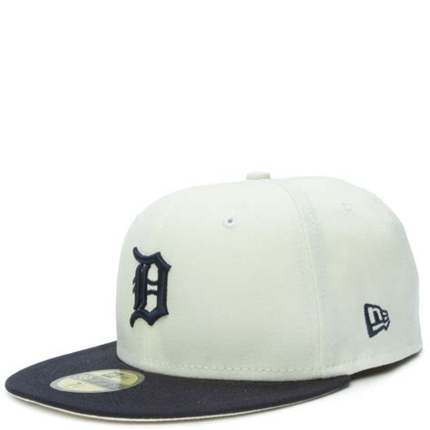 NEW ERA CAPS Detroit Tigers Chrome 59FIFTY Fitted Hat 70714764 - Shiekh