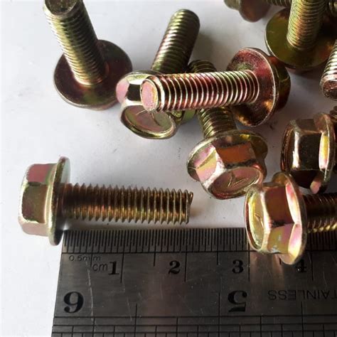 Jual FLANGE BOLT M6 X 20 BAUT TOPI M6 X 20 KUNING FLANGE BOLT M6X20