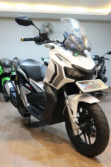 Dijual 30 Kendaraan Honda Adv Putih Dengan Harga Rp 26 500 000 Rp 35