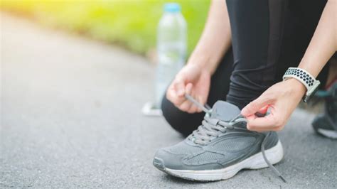 T Nis Feminino Para Caminhada Veja Os Melhores Modelos