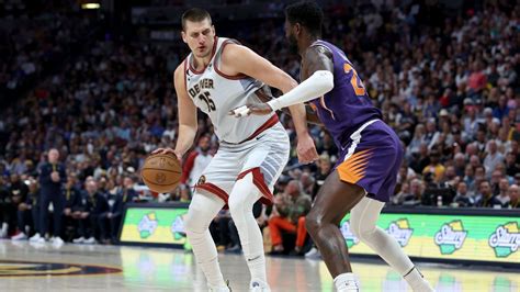 Jokic Brilha Nuggets Reagem E Vencem Suns Nos Playoffs Da Nba Espn