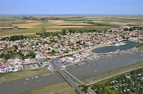 Photo A Rienne L Aiguillon Sur Mer Vend E Paf