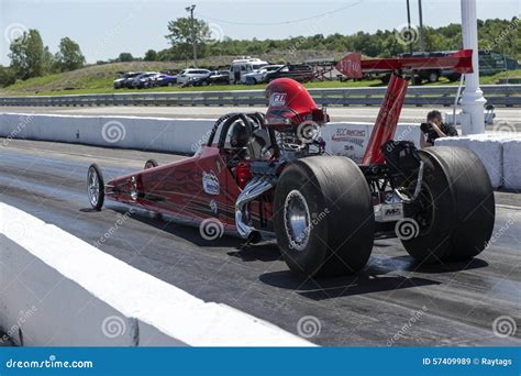 Dragster Imagen De Archivo Editorial Imagen De Funcionamiento 57409989