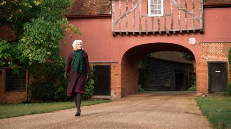 A Merry Tudor Christmas With Lucy Worsley 2019 AZ Movies