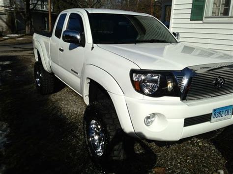 Purchase Used 2006 TOYOTA TACOMA SR5 ACCESS CAB 4 0L V6 6 SPEED MAUNAL