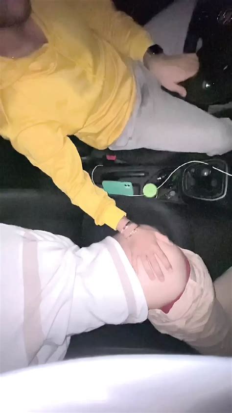 Cruising Sposata Uber Driver Scopa La Bocca Del Giovane Ragazzo Gay E Gli Sborra In Bocca E