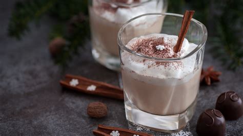 Why You Should Give Hot Chocolate Eggnog A Chance This Holiday Season