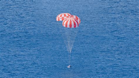 Orion Is Safely Back On Earth After Smooth Splashdown Iflscience