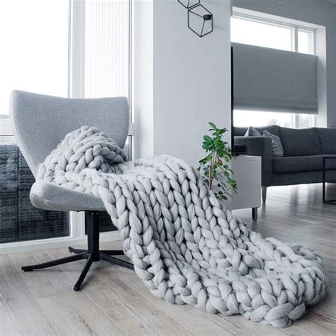 Living And Home Chunky Knit Throw 80 X 100cm Wilko