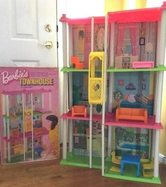 Vintage Barbie Dream House Styles and Values | LoveToKnow