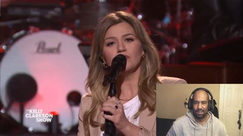 KELLY CLARKSON REACTION TO Kelly Clarkson Covers Daylight By David