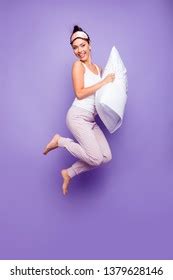 3 Thousand Naked Women Jumping Royalty Free Images Stock Photos Pictures Shutterstock