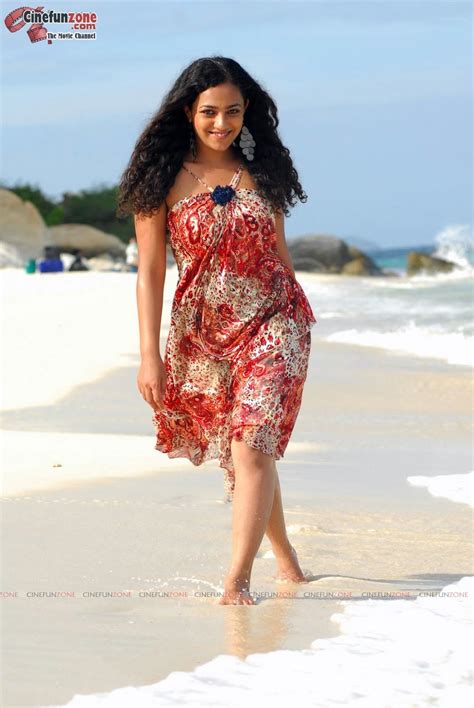 Celebrity Photos Actress Nithya Menon Latest Stills HQ Hot Stills