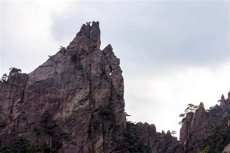 Paisagem Pitoresca Das Montanhas Amarelas De Huangshan Uma Cordilheira