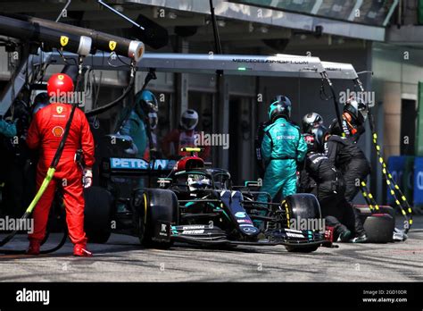 Valtteri Bottas FIN Mercedes AMG F1 W11 Makes A Pit Stop Spanish