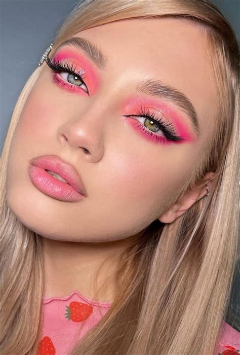 44 Summer Makeup Looks Trends And Ideas For Stylish Girl 2022 Lilyart