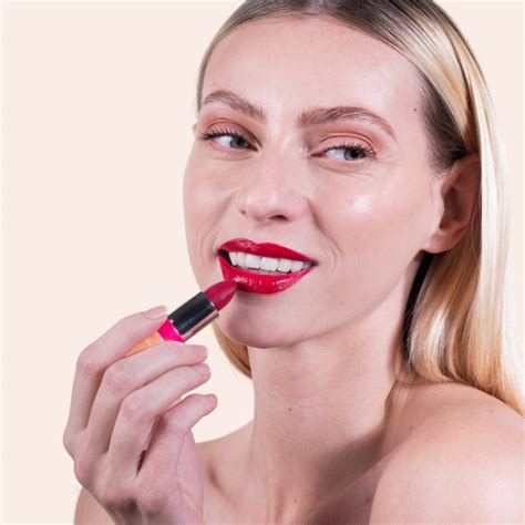 Rouge L Vres Couleur Framboise Certifi Bio Eug Nie De Jaham