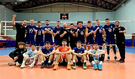 Kocaeli Kağıt ligde 6 galibiyetini aldı 1 Lig Erkek Mintonette