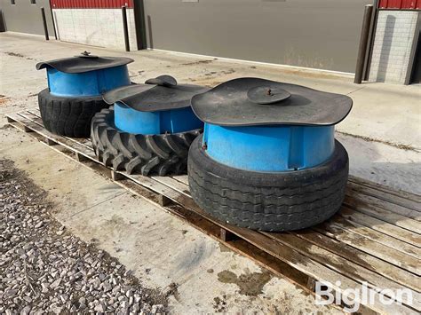 Pride Of The Farm Mineral Feeders Bigiron Auctions