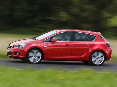 Опель Астра хэтчбек (Opel Astra): фото, обзор, технические ...