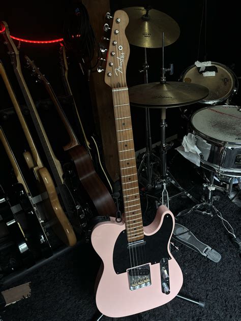 Fender Vintera 50 S Telecaster Modiffied FSR Ltd Shell Pink Ile De