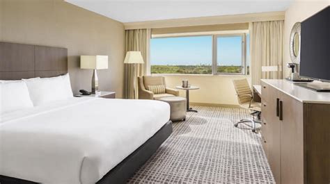 DoubleTree by Hilton Hotel Orlando Airport