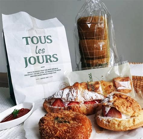 French-Asian Inspired Bakery Café TOUS Les JOURS Opens in Colorado ...