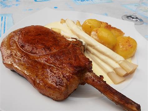 Tomahawk Steak Im Backofen Von Chefkoch