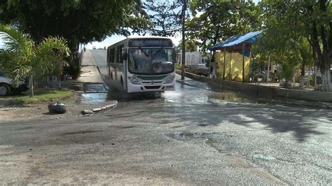 Moradores Da Zona Sul Do Recife Sofrem Gua Suja Espalhada Por Uma