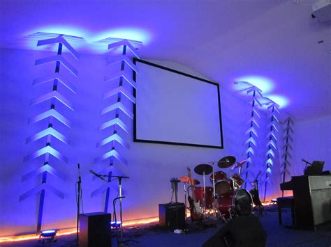 Leaning Arrows Church Stage Design Ideas Scenic Sets And Stage Design Ideas From Churches