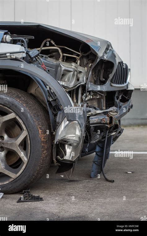 Wrecked Bmw Hi Res Stock Photography And Images Alamy