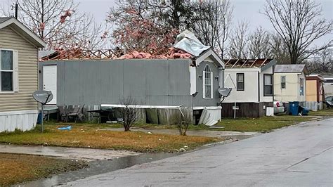 Ef 0 Tornado Damages Homes Snaps Trees In Corsicana Wednesday Morning