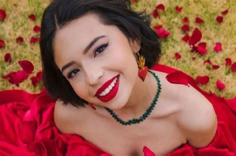 8 Cantantes Mexicanas Muy Hermosas Mujeres Latinas