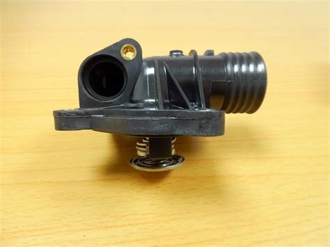 LAND ROVER FREELANDER 1 TD4 THERMOSTAT AND HOUSING PEL100570L EBay