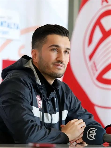 Borussia Dortmund Resmi Tunjuk Nuri Sahin Sebagai Pelatih Baru Foto