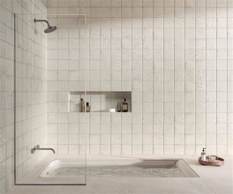 Intermix Cloudy Br Bold Decorato X Elegance Tiles